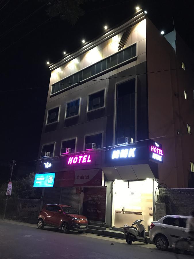 Hotel Mmk Канпур Экстерьер фото