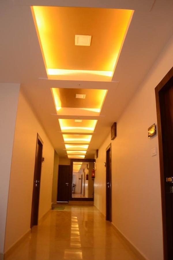 Hotel Mmk Канпур Экстерьер фото